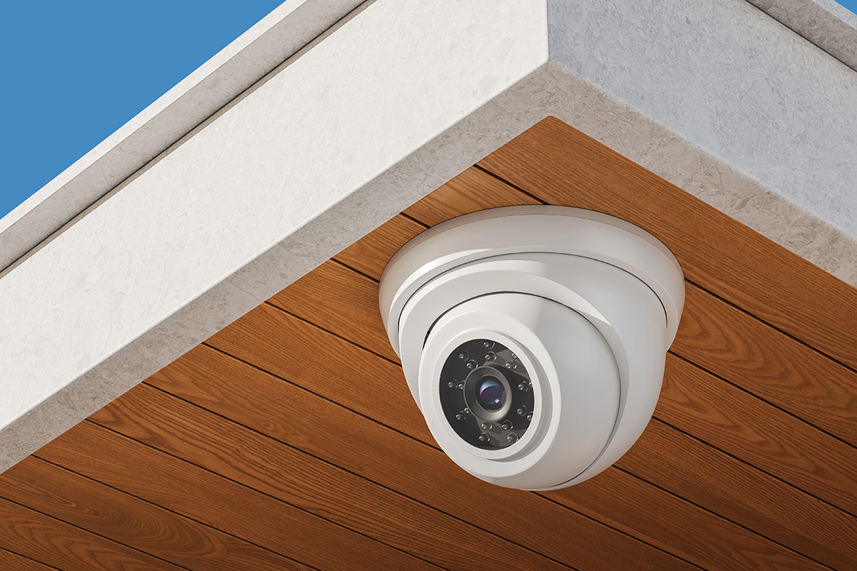 securite-exterieure-comment-proteger-jardin-garage-et-terrasse